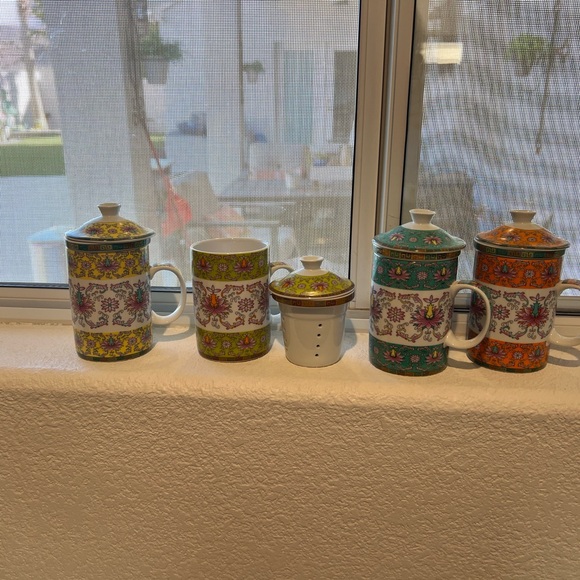 Cost Plus World Market Multicolor Floral Mug Set with Infuser - Picture 2 of 3